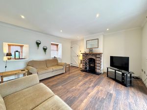 Photo 14- click for photo gallery